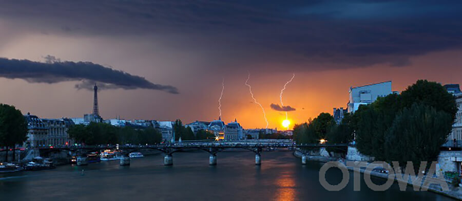 第9回 雷写真コンテスト受賞作品 銅賞 -Paris-