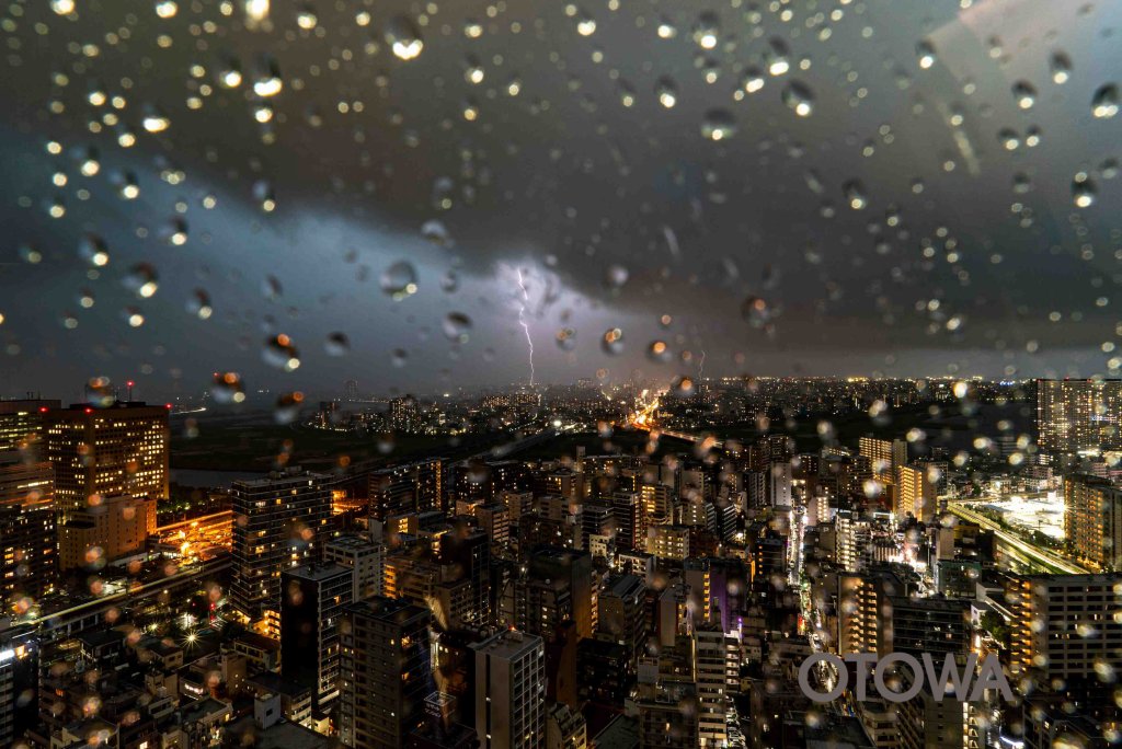 第23回 雷写真コンテスト受賞作品 佳作 -展望台から-